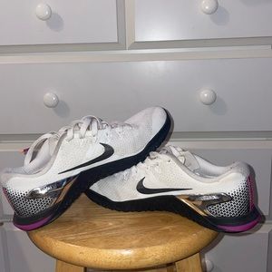 NIKE Metcon 4